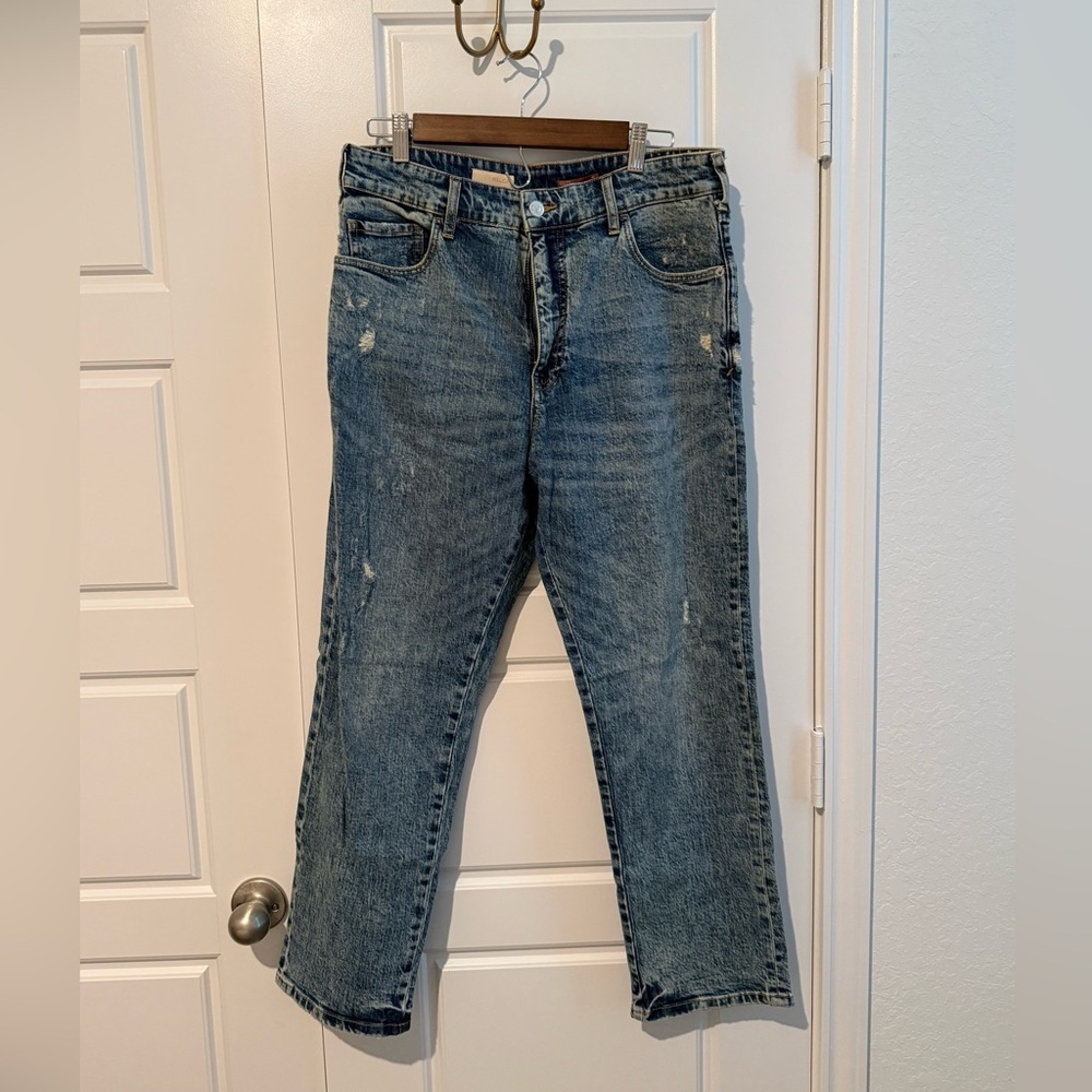 Pilcro Distressed Ankle Cropped Jeans in Medium Blue Denim